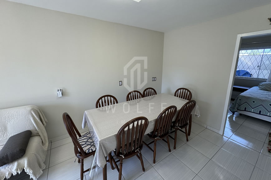 JD1405 - Sobrado Geminado Mobiliado com 03 Dormitórios