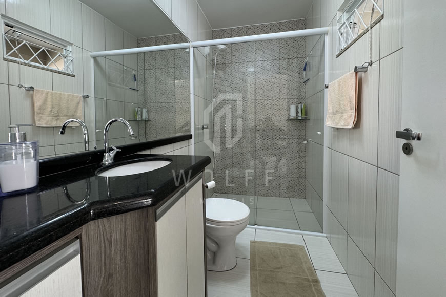 JD1405 - Sobrado Geminado Mobiliado com 03 Dormitórios