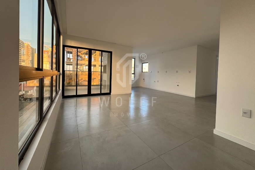 JD1407 - Apartamento Exclusivo a 350m da Praia