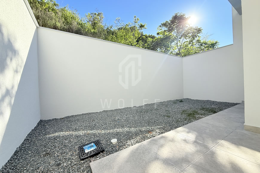 JD1412 - Casas Geminadas com Ótimo Padrão de Acabamento