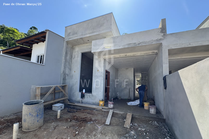 JD1412 - Casas Geminadas com Ótimo Padrão de Acabamento