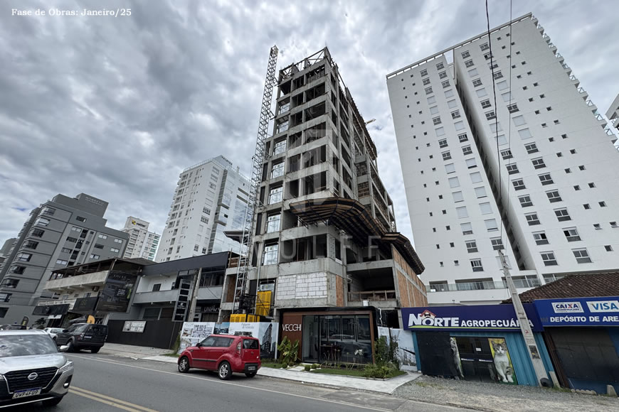 JD1415 - Apartamentos a apenas 100m da Praia