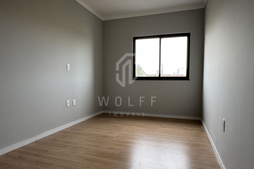 JD1426 - Sobrado Geminado com Piscina e Acabamento Impecável