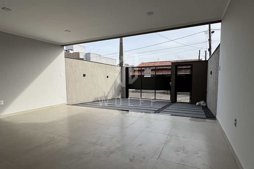 JD1426 - Sobrado Geminado com Piscina e Acabamento Impecável