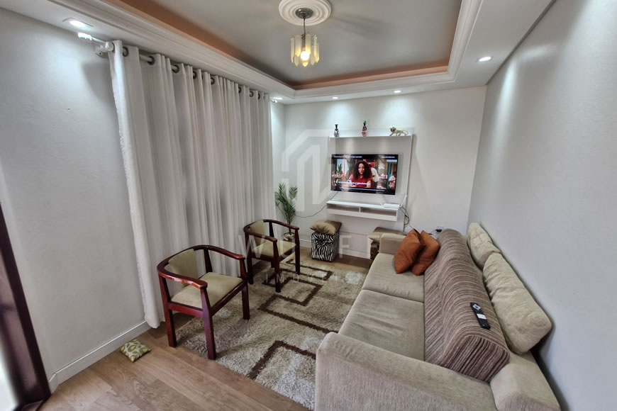 JD1430 - Casa Mobiliada com Amplo Espaço de Terreno