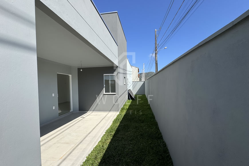 JD1432 - Casas Geminadas com 02 dormitórios