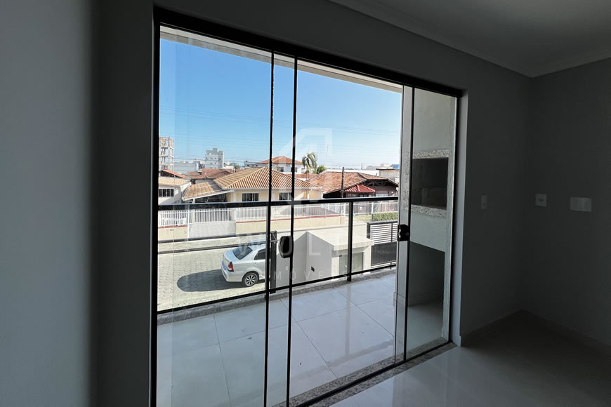 JD1440 - Apartamentos a apenas 350 da Praia