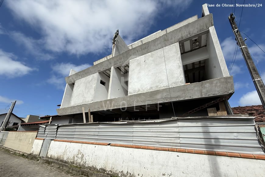 JD1443 - Sobrados Triplex com Vista Mar 