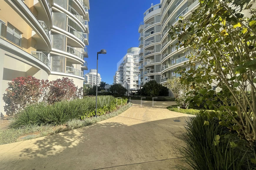 JD1461 - Nautilus - Cobertura com Mobília de Ótima Qualidade