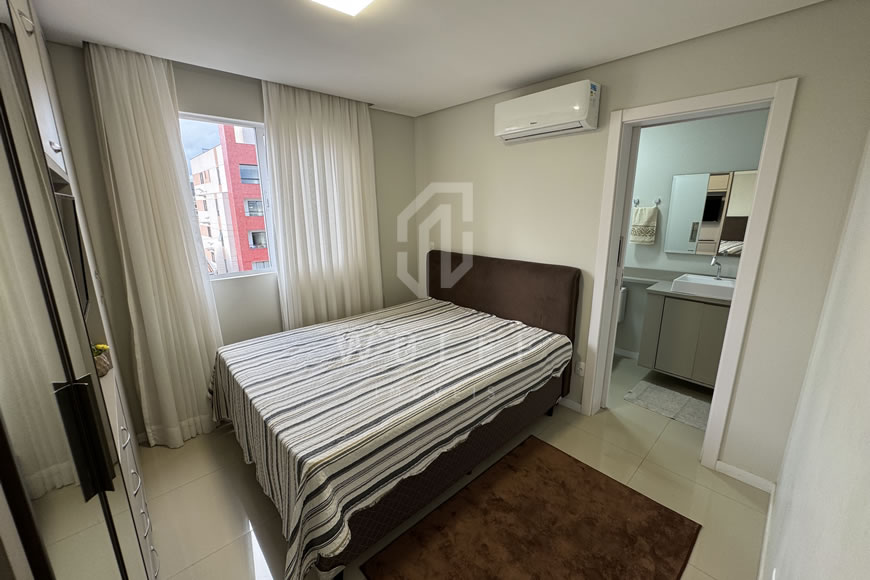 JD1474 - Apartamento Duplex Semi-mobiliado