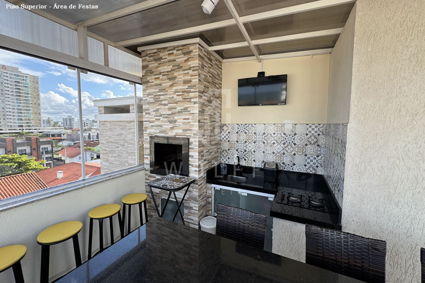 JD1474 - Apartamento Duplex Semi-mobiliado