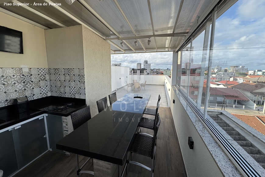 JD1474 - Apartamento Duplex Semi-mobiliado