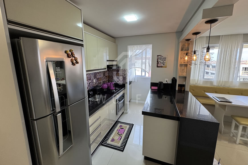JD1474 - Apartamento Duplex Semi-mobiliado