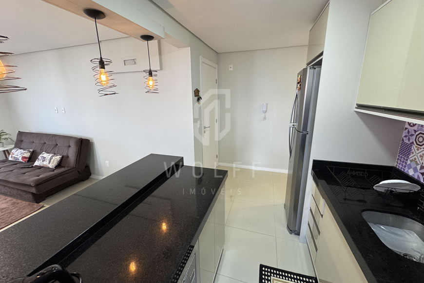 JD1474 - Apartamento Duplex Semi-mobiliado