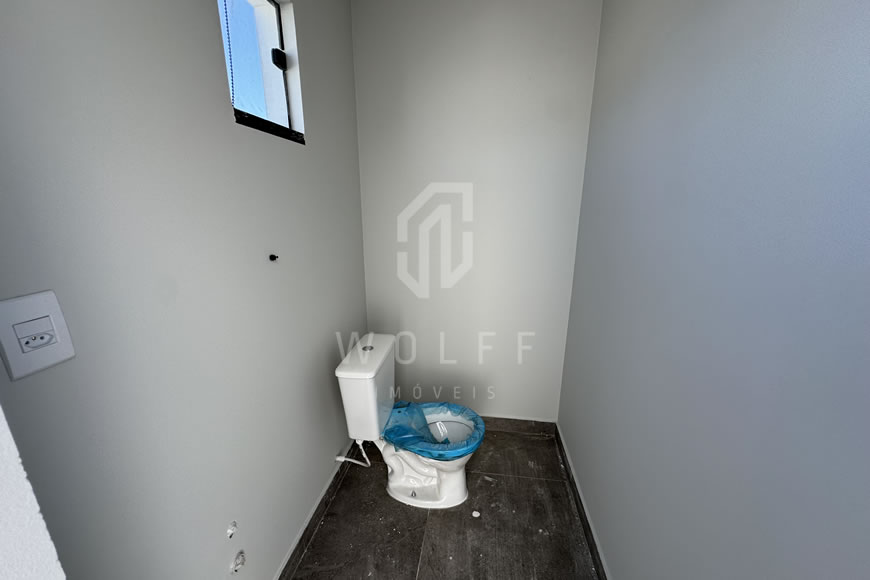 JD1477 - Sobrado Triplex com 03 dormitórios