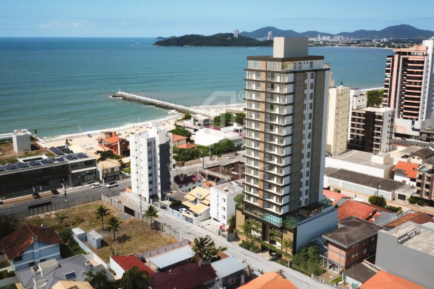 JD1490 - Apartamentos a 150m da Praia