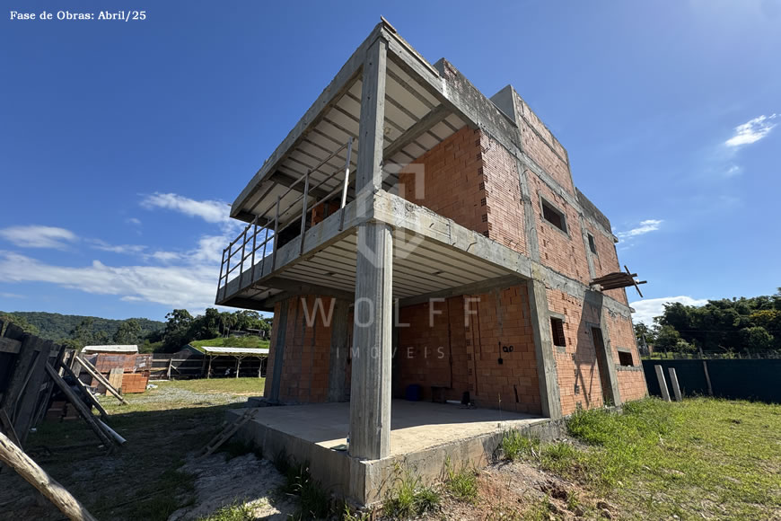 JD1524 - Sobrado em Condomínio Fechado de Alto Padrão