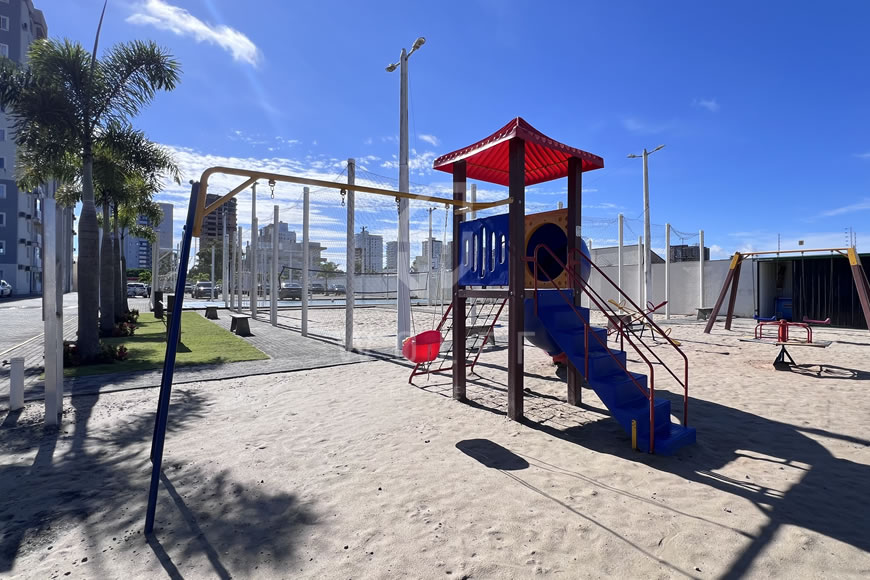 JD1533 - Casa em Condomínio Fechado no Itacolomi