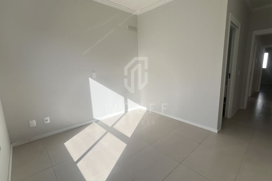 JD1533 - Casa Geminada em Condomínio Fechado