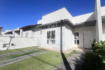 JD1533 - Casa Geminada em Condomínio Fechado