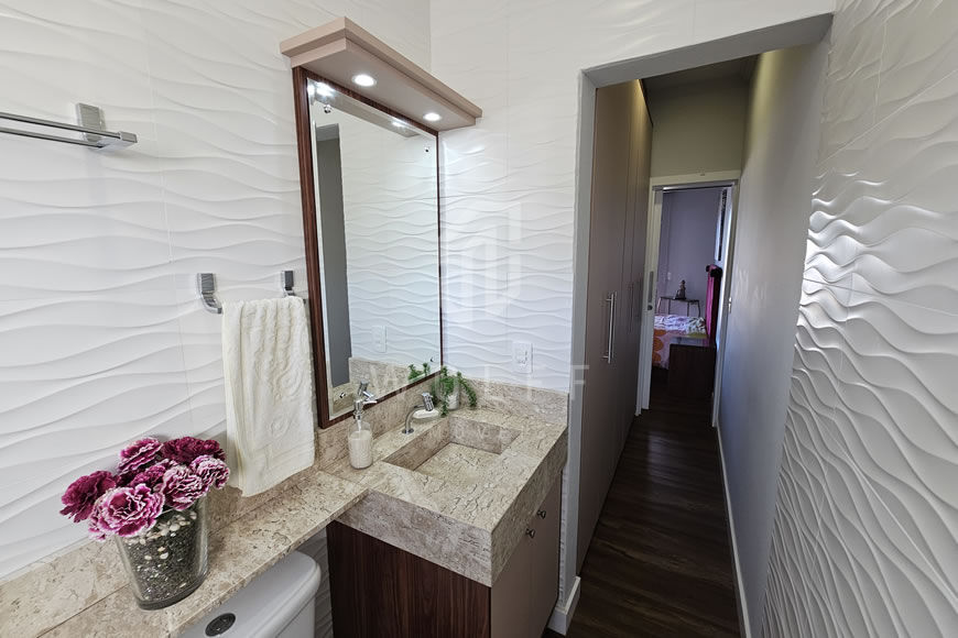 JD1540 - Sobrado Geminado Mobiliado e com Piscina