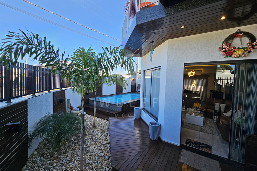 JD1540 - Sobrado Geminado Mobiliado e com Piscina