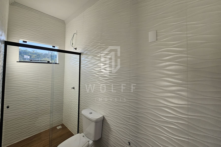 JD1546 - Sobrado Geminado com 03 suítes no Bairro Itajuba