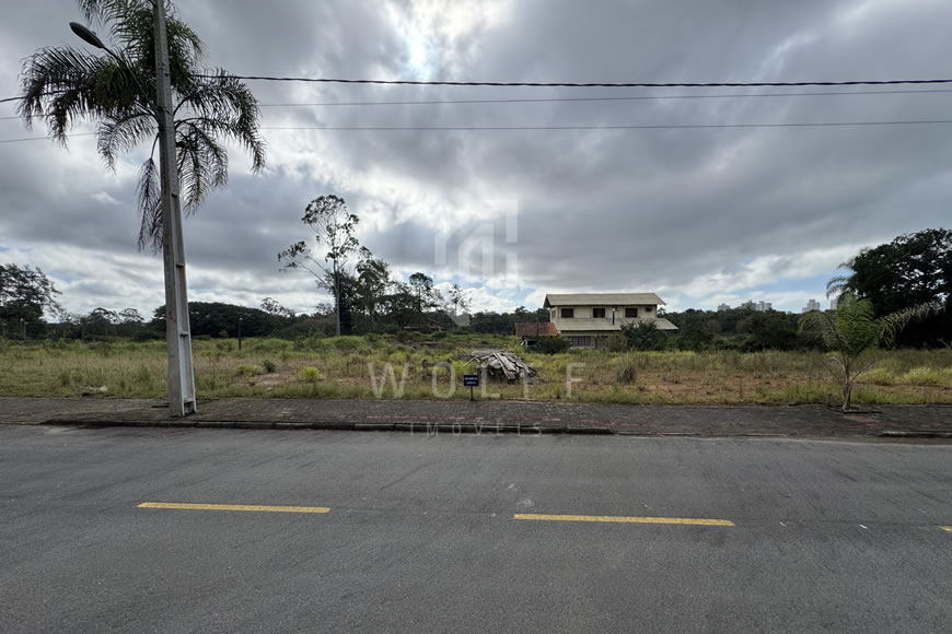 JD1548 - Loteamento Jardim dos Sombreiros - Terreno de 360m²