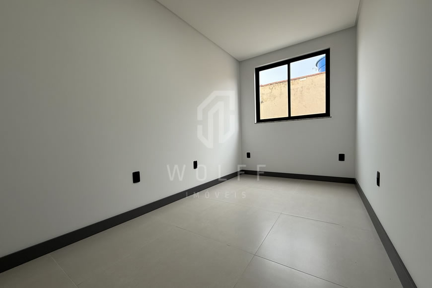 JD1552 - Sobrado Geminado a apenas 70m da Praia