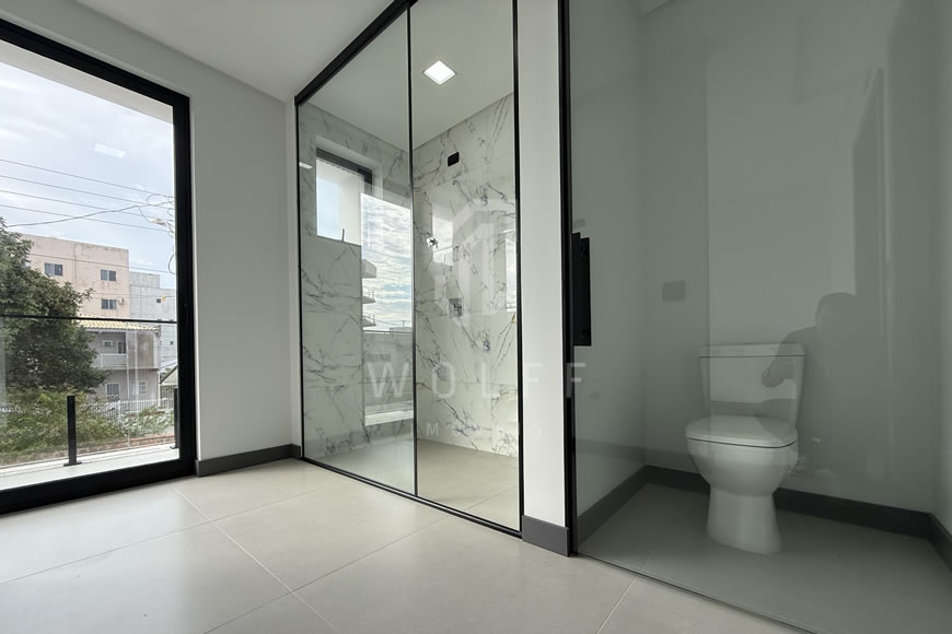 JD1552 - Sobrado Geminado a apenas 70m da Praia