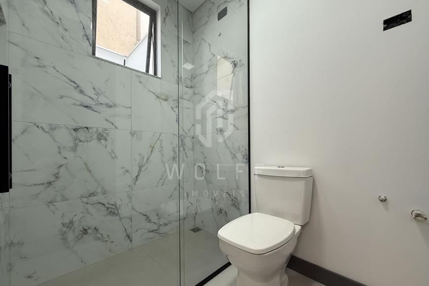 JD1552 - Sobrado Geminado a apenas 70m da Praia