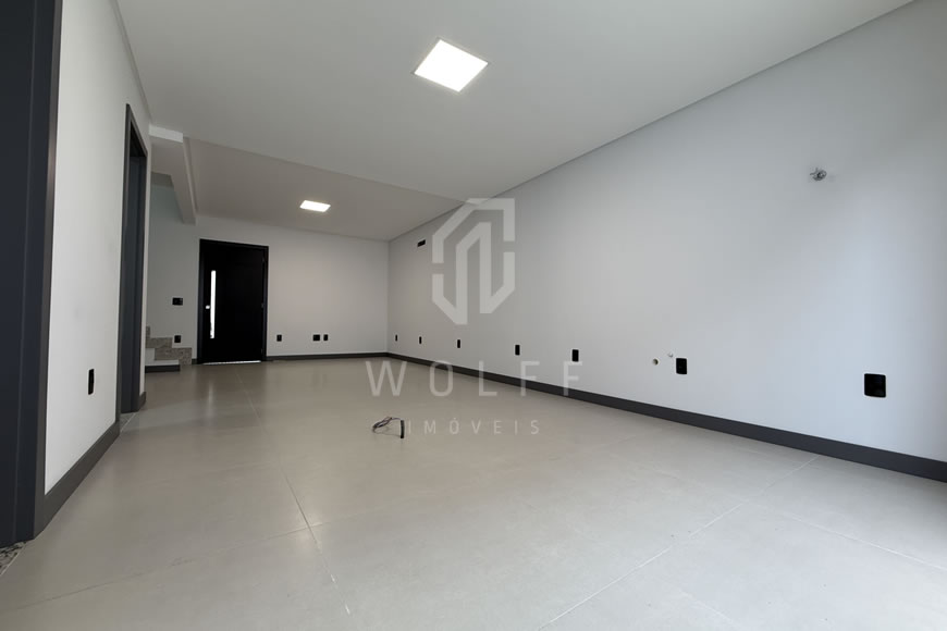 JD1552 - Sobrado Geminado a apenas 70m da Praia