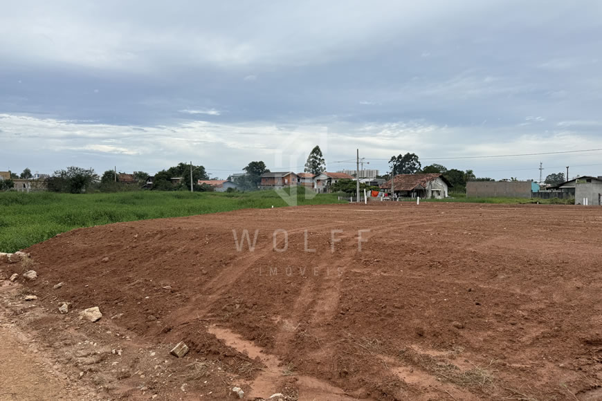 JD1553 - Oportunidade: Terrenos na Praia do Grant em Itajuba