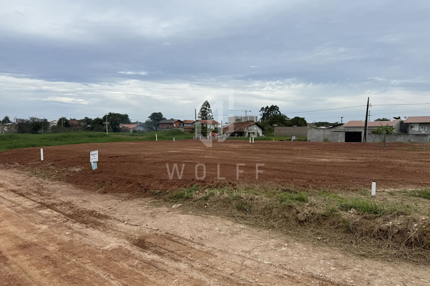 JD1553 - Oportunidade: Terrenos na Praia do Grant em Itajuba