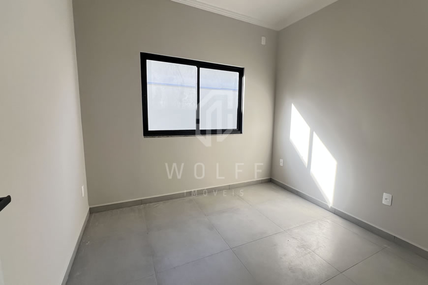 JD1562 - Casa Geminada de 03 dormitórios com Piscina 