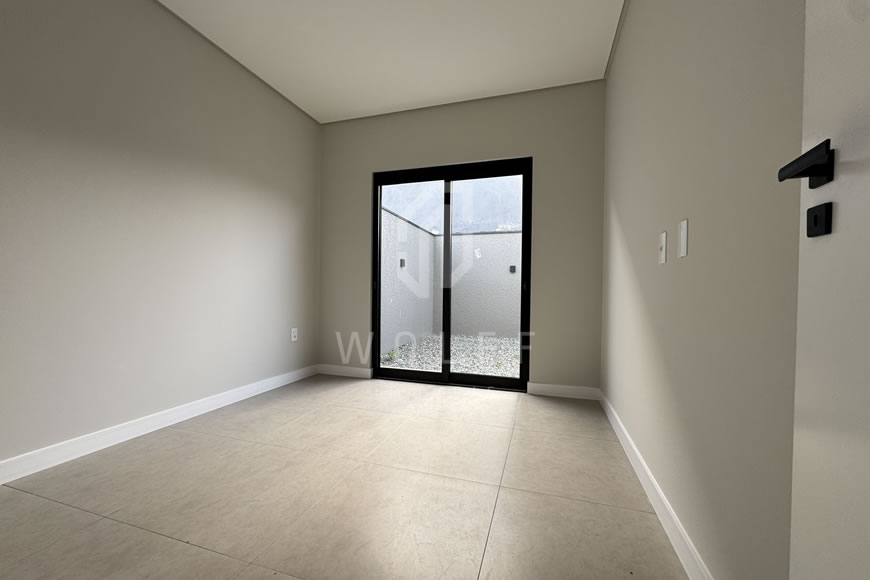 JD1569 - Casa Geminada Moderna de 03 dormitórios