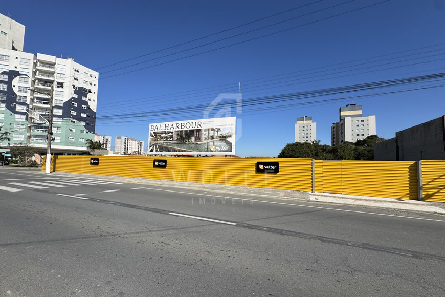 JD1570 - Apartamentos Frente Mar com Vista Definitiva
