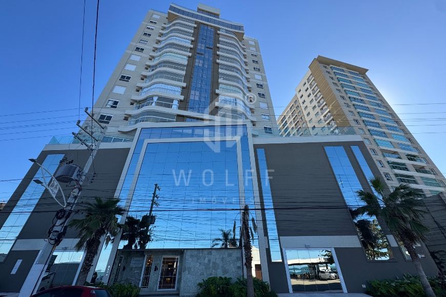 JD1576 - Apartamentos a 50 metros do Mar com 3 suítes