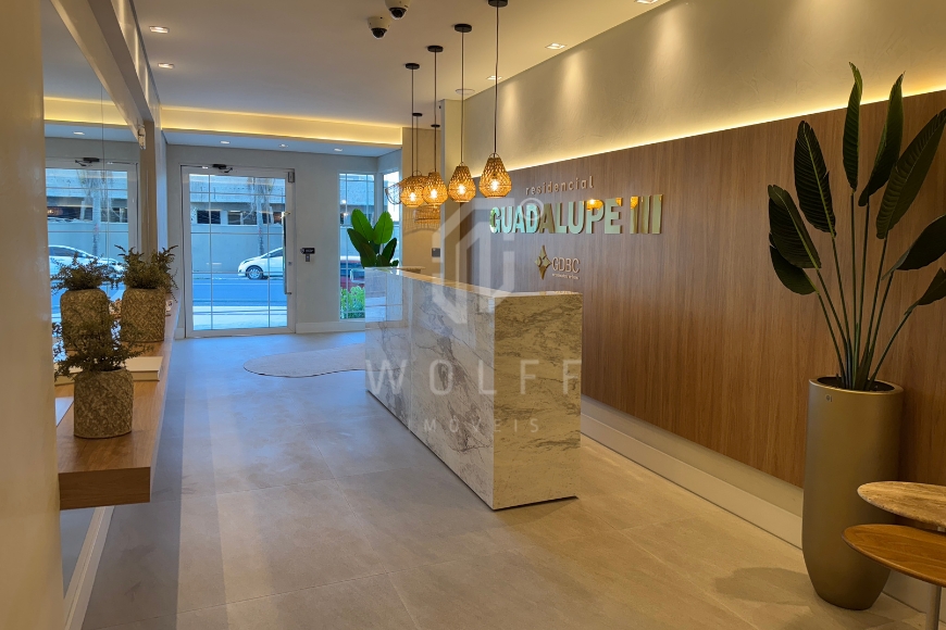 JD1576 - Apartamentos a 50 metros do Mar com 3 suítes