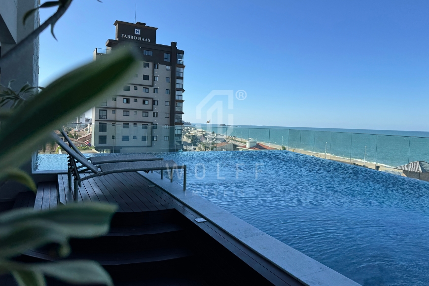 JD1576 - Apartamentos a 50 metros do Mar com 3 suítes