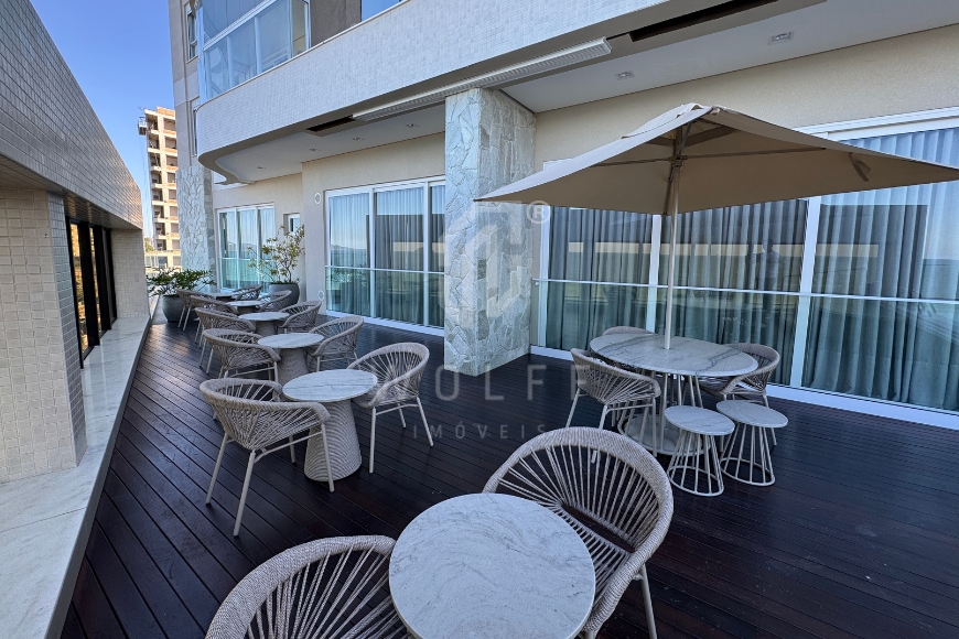 JD1576 - Apartamentos a 50 metros do Mar com 3 suítes