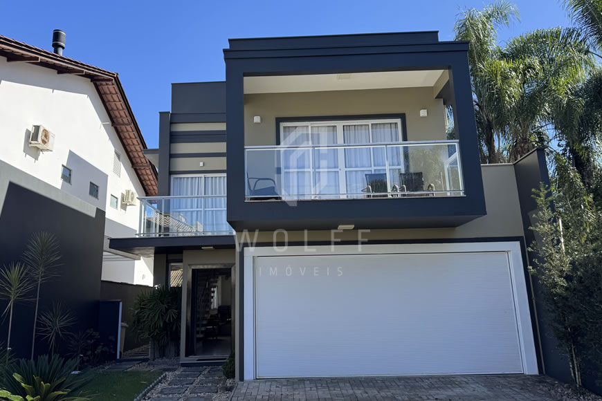 JD1583 - Casa com dois Pavimentos semimobiliado 