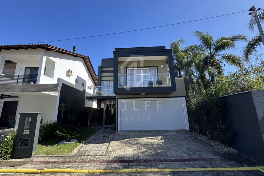 JD1583 - Casa com dois Pavimentos semimobiliado 