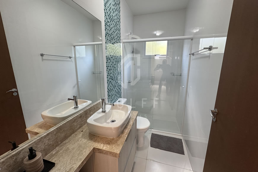 JD1583 - Casa com dois Pavimentos semimobiliado 