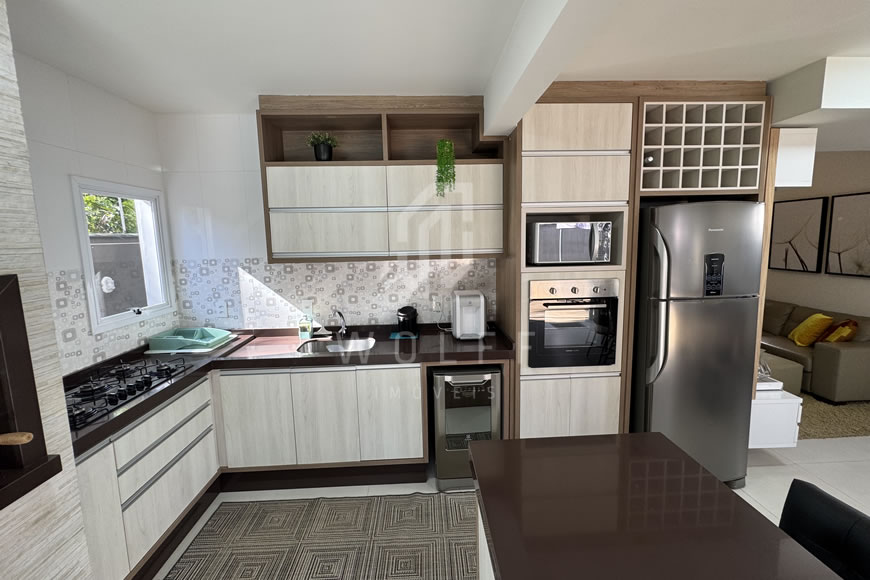 JD1583 - Casa com dois Pavimentos semimobiliado 