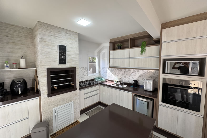 JD1583 - Casa com dois Pavimentos semimobiliado 