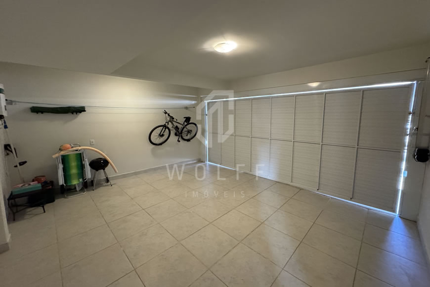 JD1583 - Casa com dois Pavimentos semimobiliado 