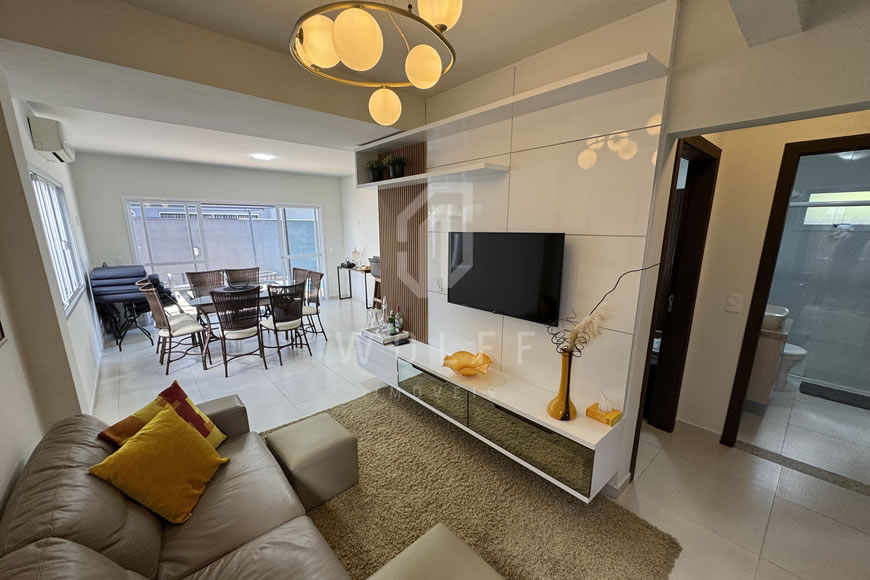 JD1583 - Casa com dois Pavimentos semimobiliado 