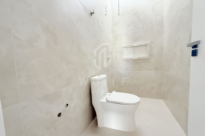 JD1585 - Sobrado Geminado com 03 dormitórios