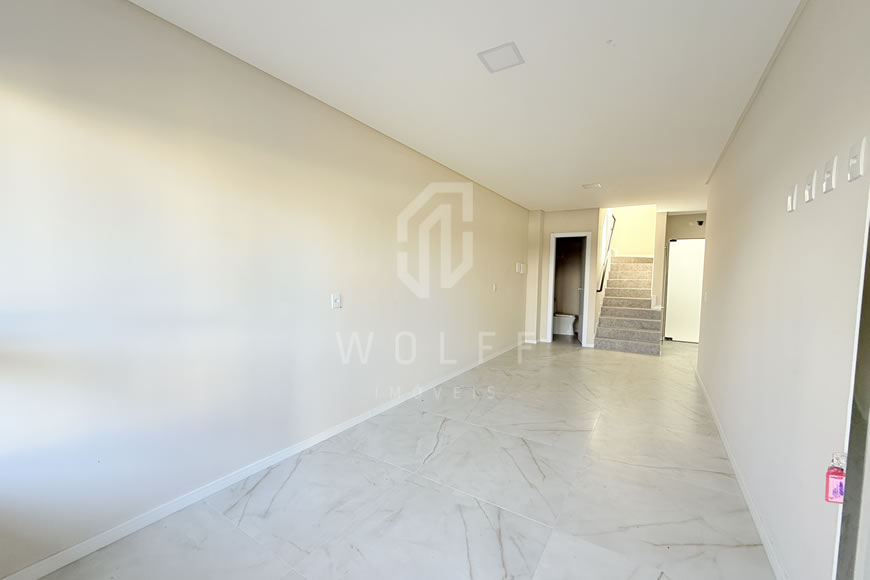 JD1585 - Sobrado Geminado com 03 dormitórios